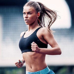 Auricolari bluetooth wireless senza fili, modello JVC HA-EBT5, intrauricolari sport in-ear stereo, con microfono e tasti pulsanti per rispondere alle chiamate e controllare la riproduzione musicale, compatibili ios iphone e smartphone android, universali. Ideali per tutti i tipi di attività, anche in palestra.