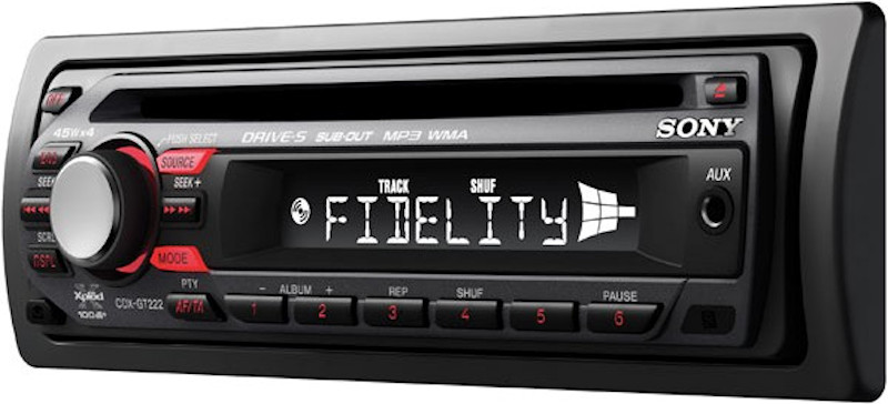 Autoradio 1 din stereo, modello Sony CDX-GT222, lettore cd, ingresso audio aux-in, uscite pre-out rca e per subwoofer, illuminazione tasti colore rosso. Vista frontalino accesa.