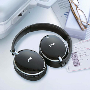 Cuffie Bluetooth Over-Ear microfono controlli JVC HA-S70BT