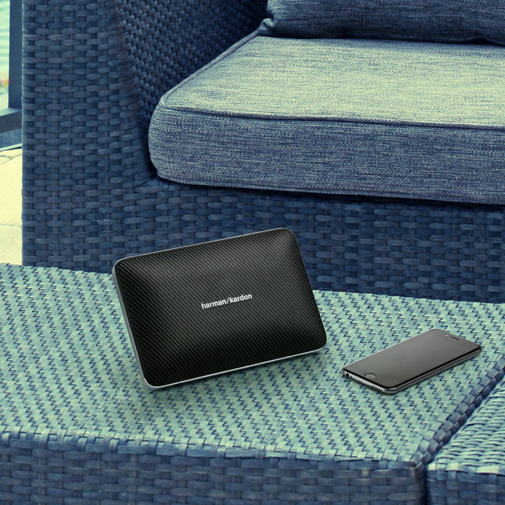 Speaker bluetooth hi-fi portatile, modello Harman Kardon Esquire 2, diffusore cassa senza fili wireless, per telefono cellulare, smartphone android e iphone, tablet e pc, con microfono per chiamate in vivavoce e conferenze, altoparlante elegante e raffinato. Perfetto in tutte le situazioni, anche all'aperto in terrazza.