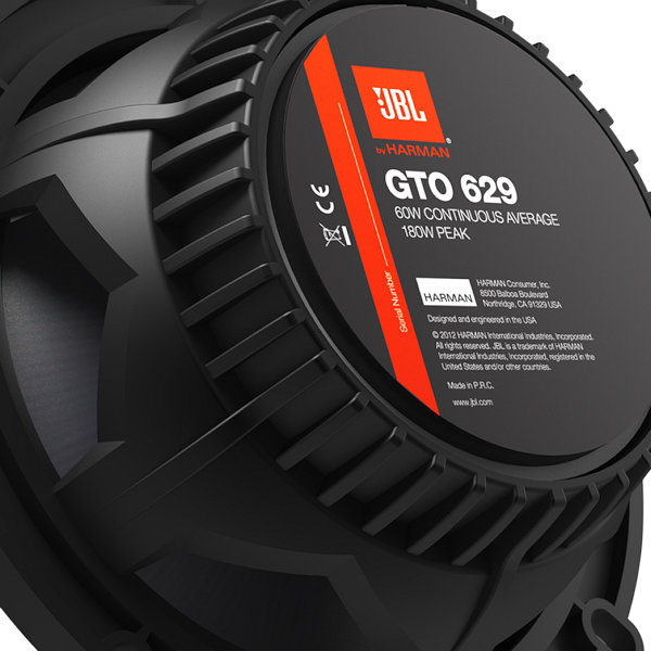 Altoparlanti per auto da 165 mm, modello JBL GTO629. Dettaglio del telaio, nella parte posteriore, con copertura del magnete.