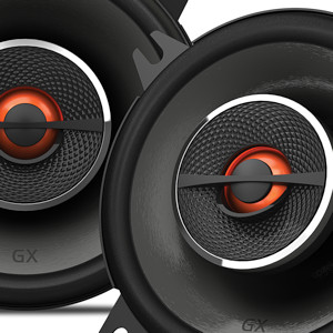 Vista d'insieme di una coppia di altoparlanti coassiali per auto da 10 cm, modello JBL GX402.